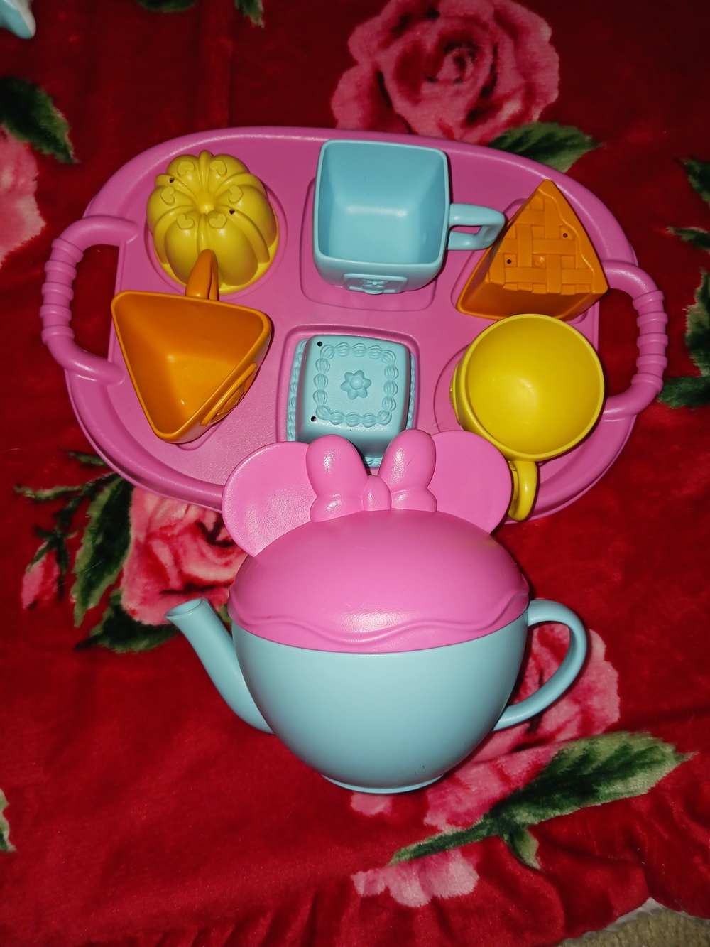 Disney Minnie Mouse Green Toys Tea Set for Kids Pretend Play Tea Party